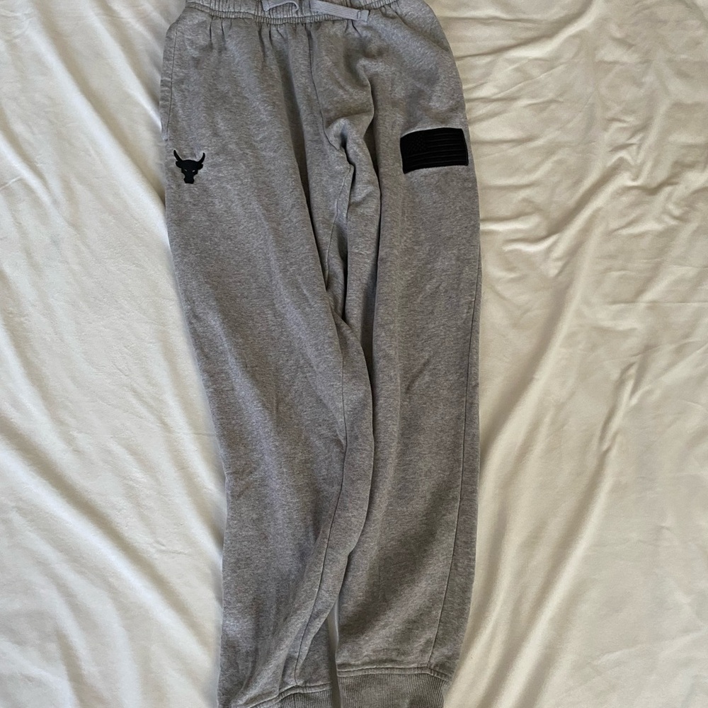 Under Armour Heather Gray Sweatpants X